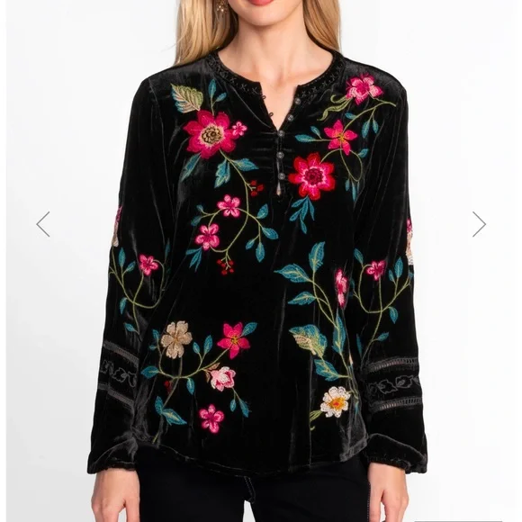 Johnny Was Floral Embroidered Velvet Estate Blouse Black - Picture 9 of 9